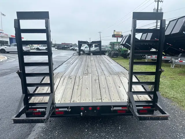 2021-Quality-8.5-x-24-Gooseneck-Equipment-Trailer-7K-Axles-Beavertail-Ladder-Ramps-5-1.webp