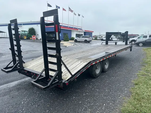 2021-Quality-8.5-x-24-Gooseneck-Equipment-Trailer-7K-Axles-Beavertail-Ladder-Ramps-6-1.webp