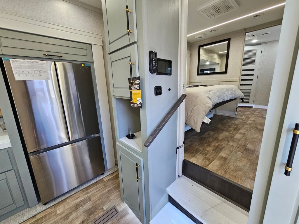 2024-Crossroads-Redwood-RW4150RD-Fifth-Wheel-Stock-K5986-on-sale-at-Poulsbo-RV-15.jpg