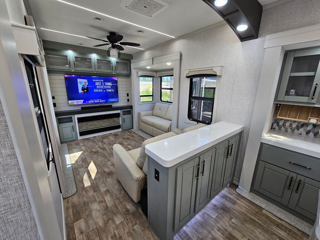 2024-Crossroads-Redwood-RW4150RD-Fifth-Wheel-Stock-K5986-on-sale-at-Poulsbo-RV-9.jpg