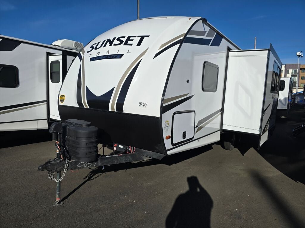 2024-Crossroads-Sunset-Trail-Super-Lite-SS212RB-Travel-Trailer-Stock-K5944-on-sale-at-Poulsbo-RV-1.jpg