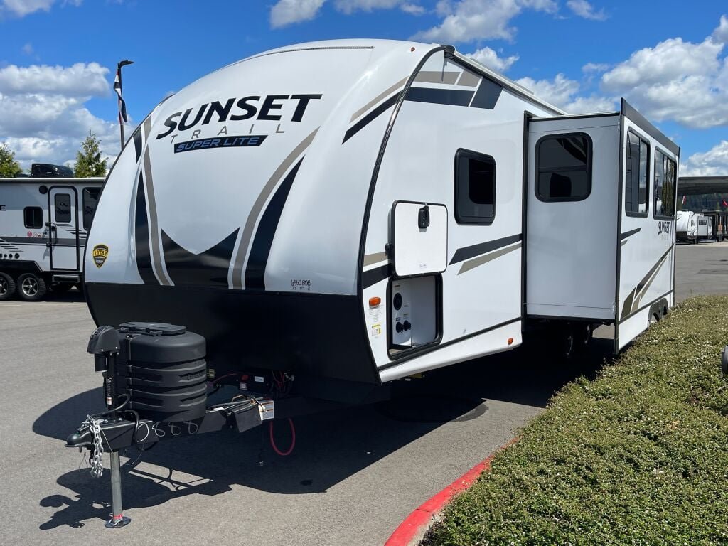 2024-Crossroads-Sunset-Trail-Super-Lite-SS253RB-Travel-Trailer-Stock-S617-on-sale-at-Poulsbo-RV-1.jpg
