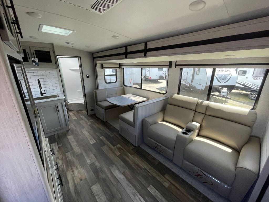 2024-Crossroads-Sunset-Trail-Super-Lite-SS253RB-Travel-Trailer-Stock-S617-on-sale-at-Poulsbo-RV-19.jpg