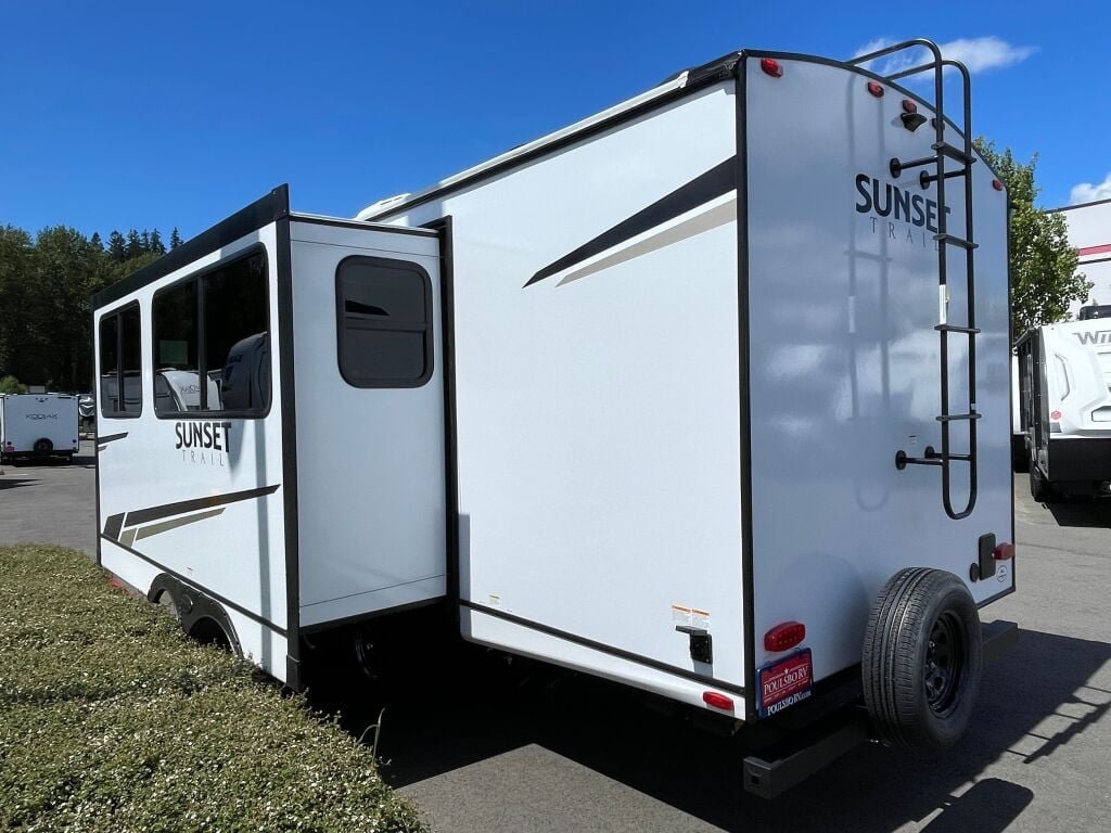 2024-Crossroads-Sunset-Trail-Super-Lite-SS253RB-Travel-Trailer-Stock-S617-on-sale-at-Poulsbo-RV-2.jpg