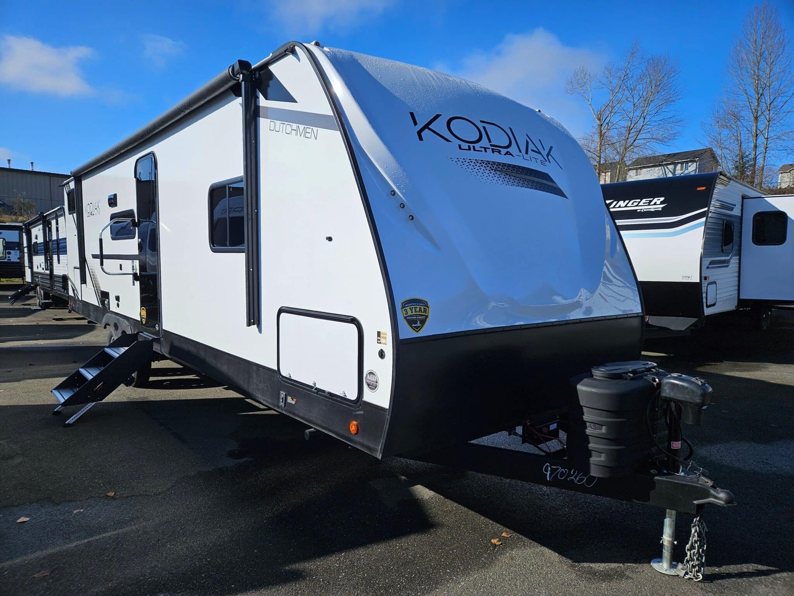 2024-Dutchmen-Kodiak-Ultra-Lite-296BHSL-Travel-Trailer-Stock-E5714-on-sale-at-Poulsbo-RV-14-scaled-1.jpg