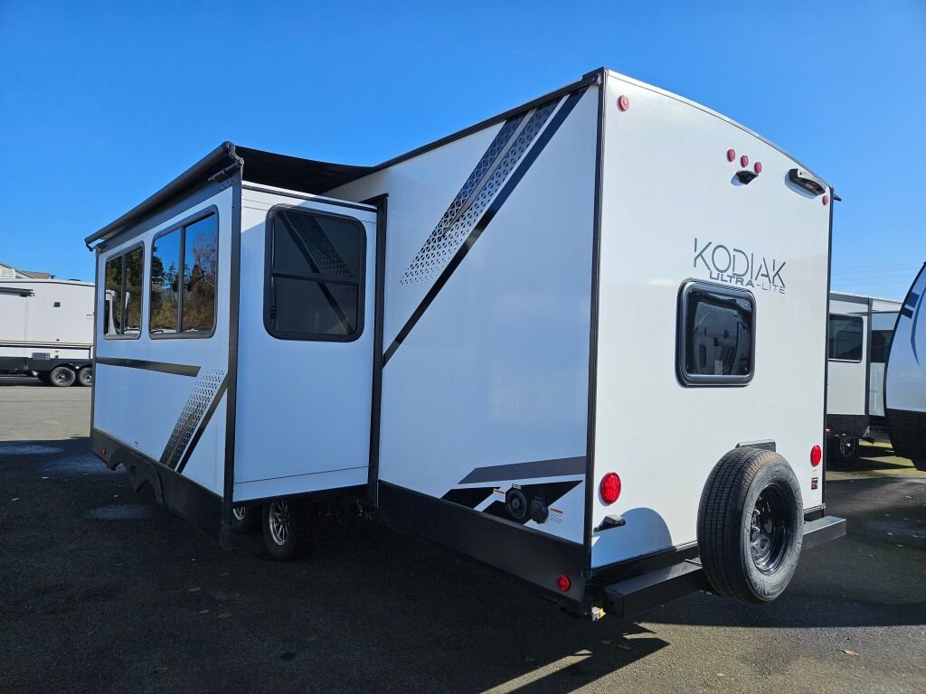 2024-Dutchmen-Kodiak-Ultra-Lite-296BHSL-Travel-Trailer-Stock-E5714-on-sale-at-Poulsbo-RV-2.jpg