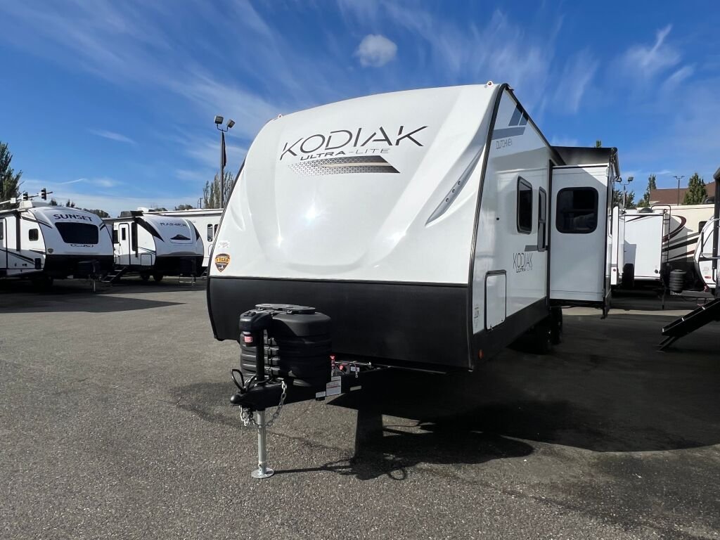 2025-Dutchmen-Kodiak-Ultra-Lite-242RBSL-Travel-Trailer-Stock-S672-on-sale-at-Poulsbo-RV-1.jpg