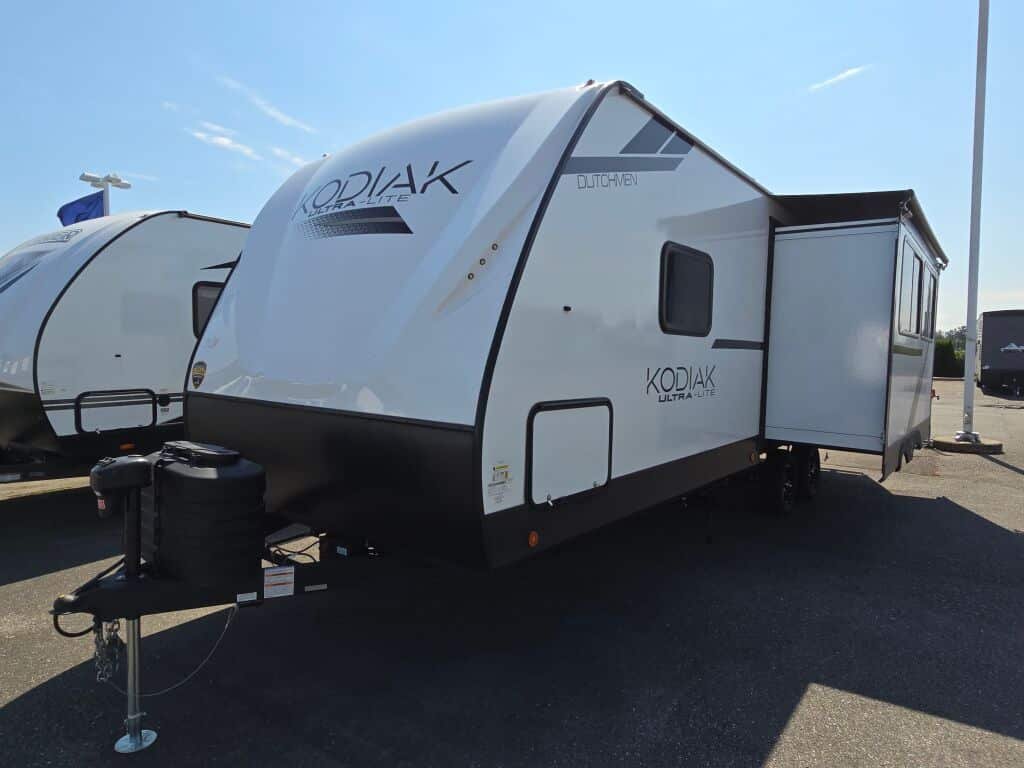 2025-Dutchmen-Kodiak-Ultra-Lite-257RKSL-Travel-Trailer-Stock-M3499-on-sale-at-Poulsbo-RV-1.jpg