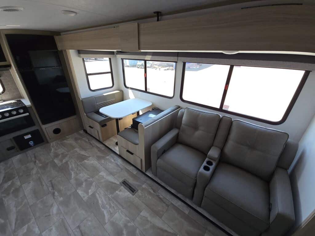 2025-Dutchmen-Kodiak-Ultra-Lite-257RKSL-Travel-Trailer-Stock-M3499-on-sale-at-Poulsbo-RV-7.jpg