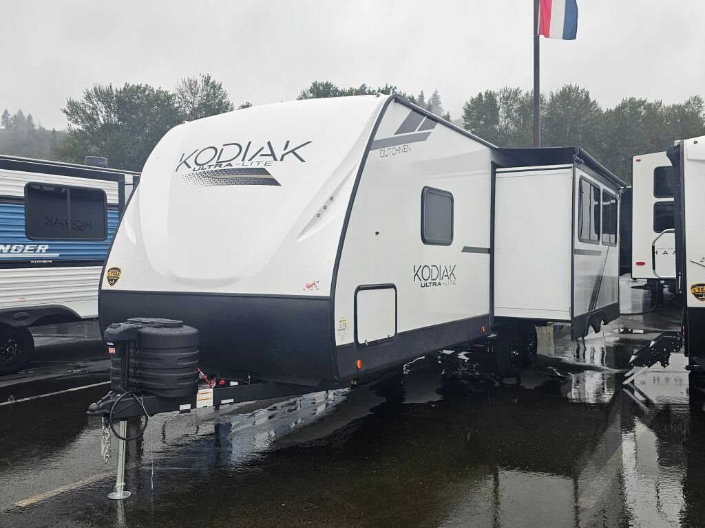 2025-Dutchmen-Kodiak-Ultra-Lite-257RKSL-Travel-Trailer-Stock-S673-on-sale-at-Poulsbo-RV-1.jpg