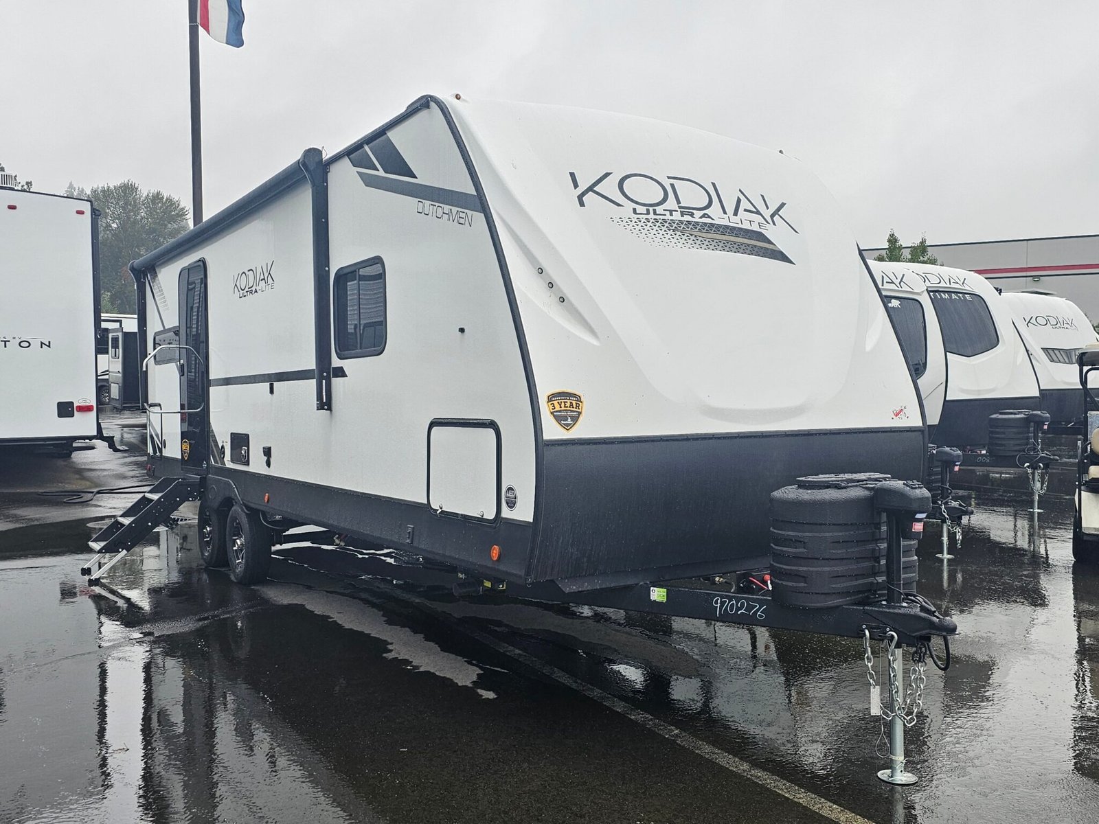 2025-Dutchmen-Kodiak-Ultra-Lite-257RKSL-Travel-Trailer-Stock-S673-on-sale-at-Poulsbo-RV-31-scaled-1.jpg