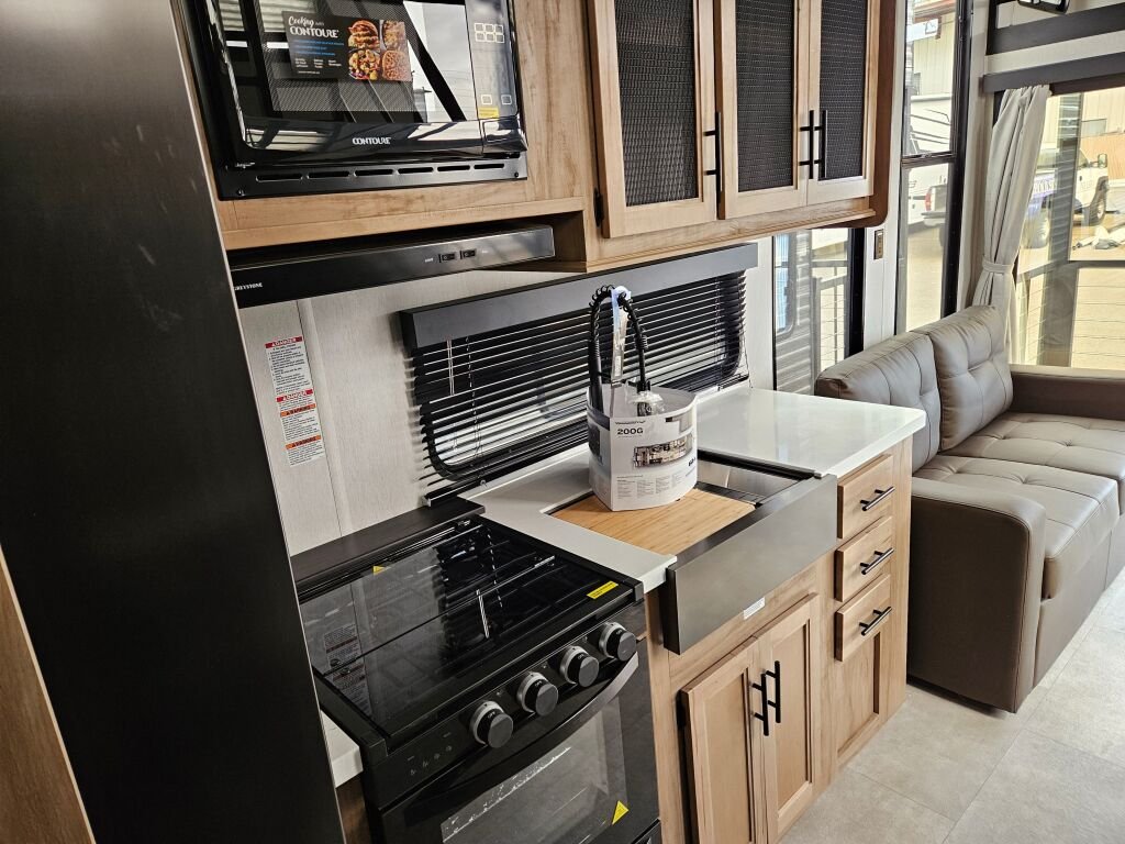 2025-Forest-River-Cascade-20OG-Destination-Trailer-Stock-FCE521-on-sale-at-Poulsbo-RV-12.jpg