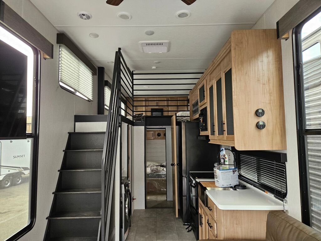 2025-Forest-River-Cascade-20OG-Destination-Trailer-Stock-FCE521-on-sale-at-Poulsbo-RV-5.jpg