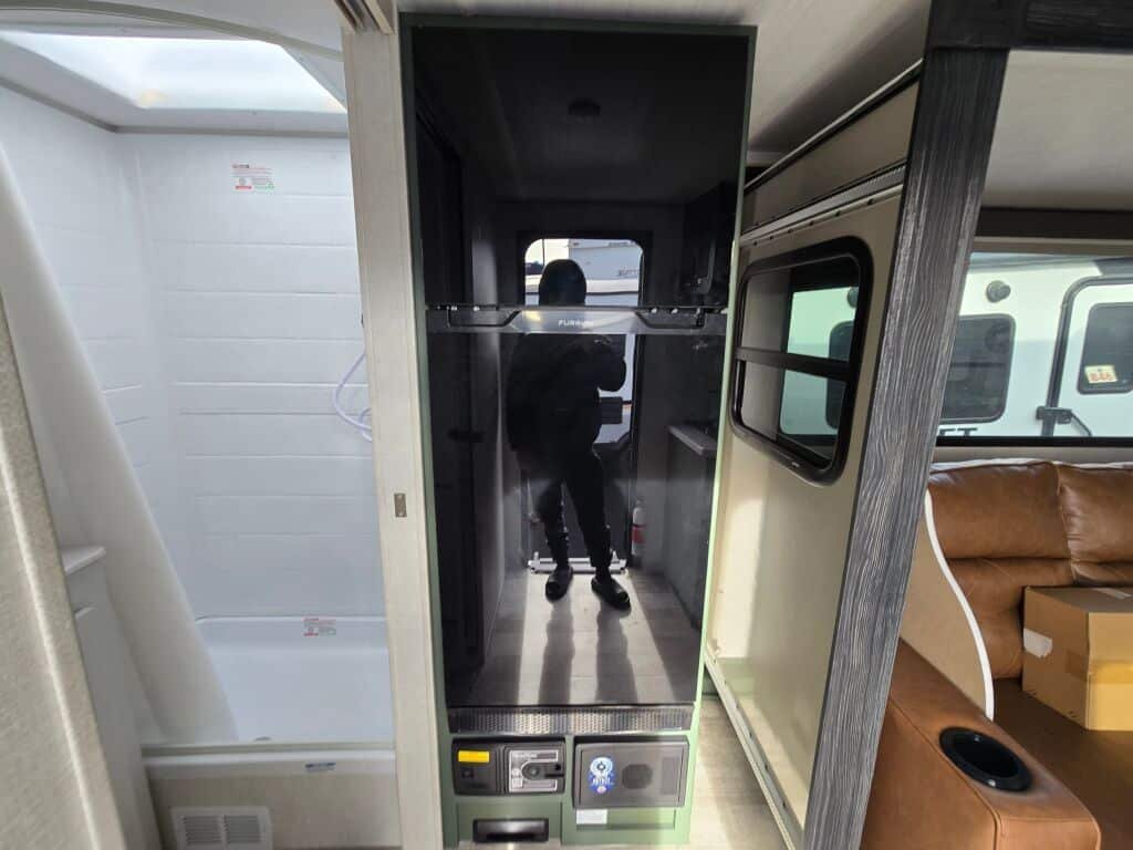 2025-Forest-River-No-Boundaries-NB19.4-Travel-Trailer-Stock-K6053-on-sale-at-Poulsbo-RV-6.jpg