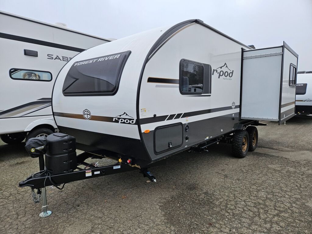 2025-Forest-River-R-Pod-RP-198-Travel-Trailer-Stock-E5829-on-sale-at-Poulsbo-RV-1.jpg