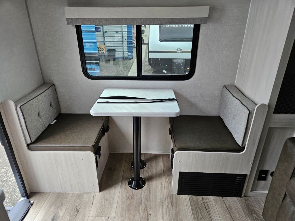 2025-Forest-River-R-Pod-RP-198-Travel-Trailer-Stock-E5829-on-sale-at-Poulsbo-RV-12.jpg