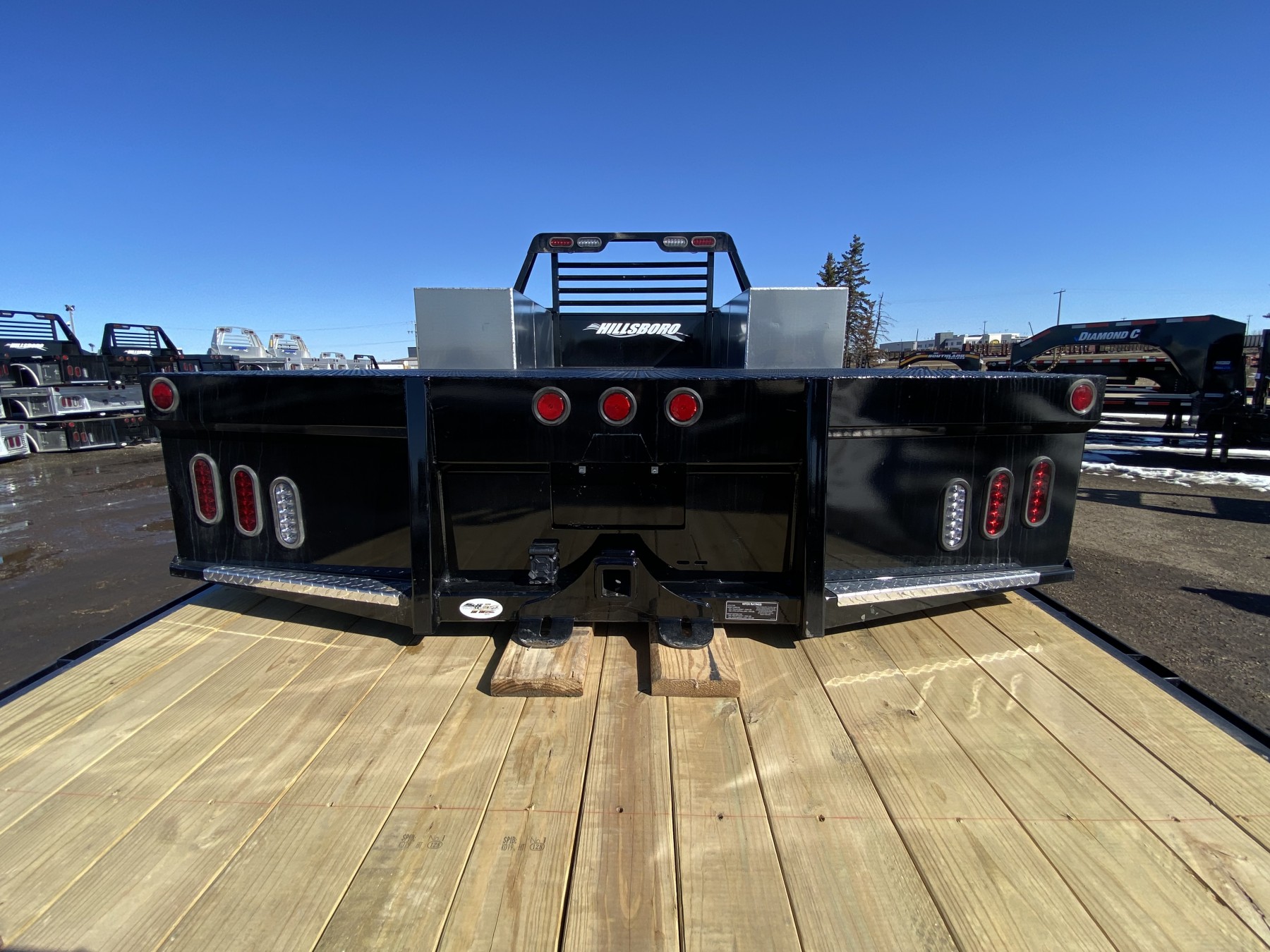 hillsboro-8-x11-hybrid-truck-bed-240173.jpeg